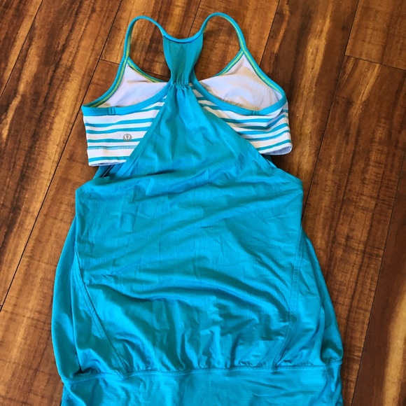 Lululemon No Limits Tank
Spry Blue / Twin Stripe Spry Blue - Picture 6 of 7